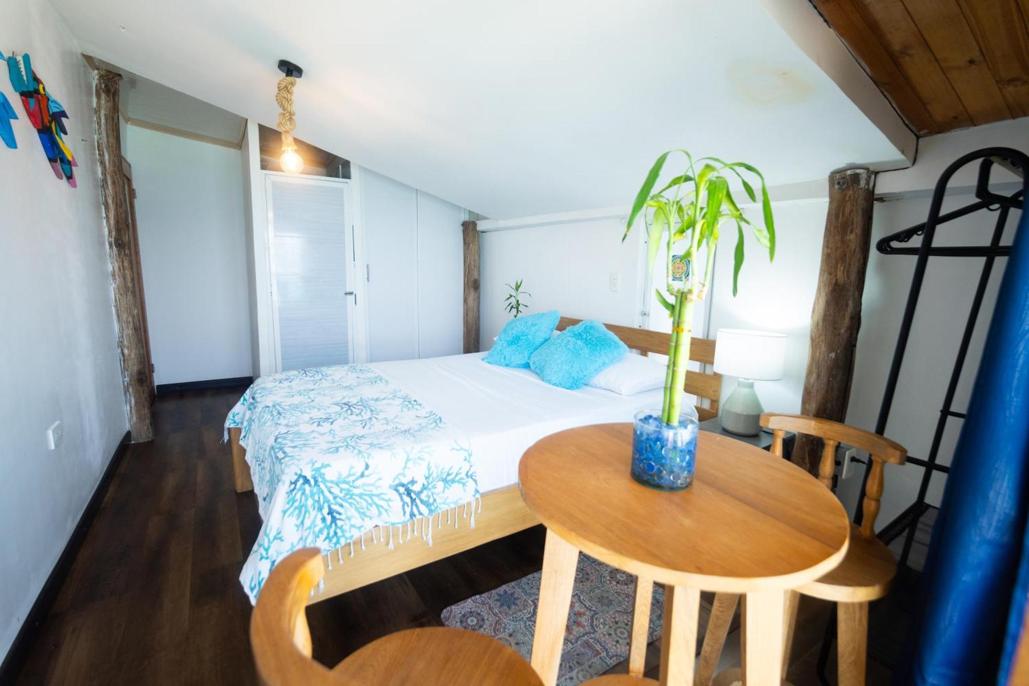 Hotel Cristal Blue Baru Pendales