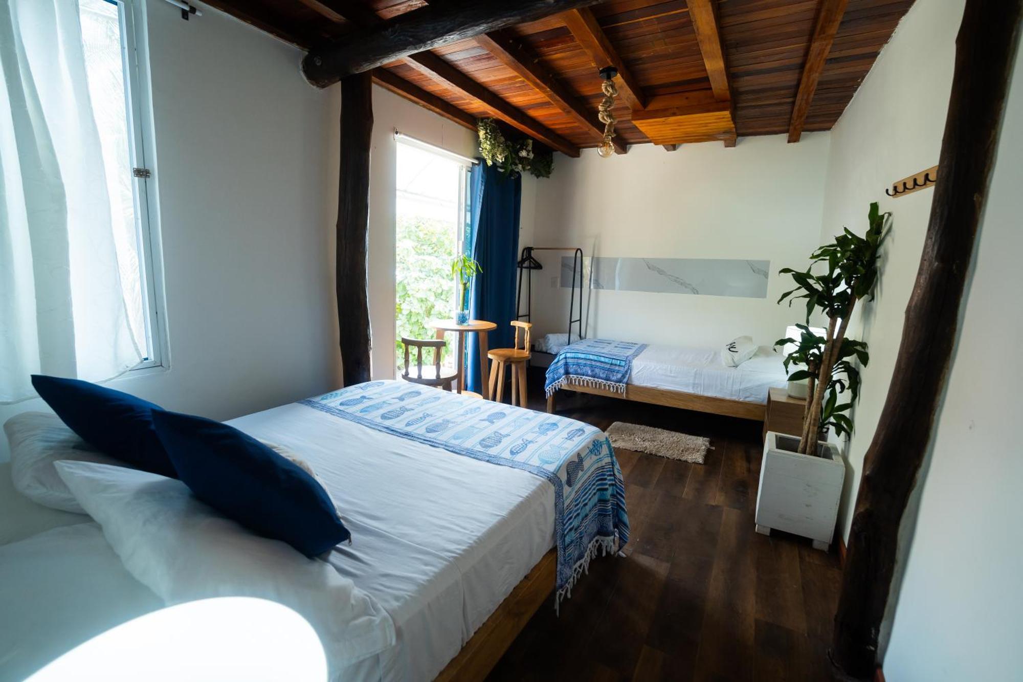 Hotel Cristal Blue Baru Pendales